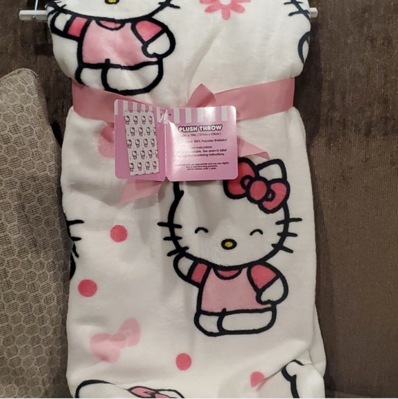 Hello Kitty Other - Viral Hello Kitty Blanket-NWT